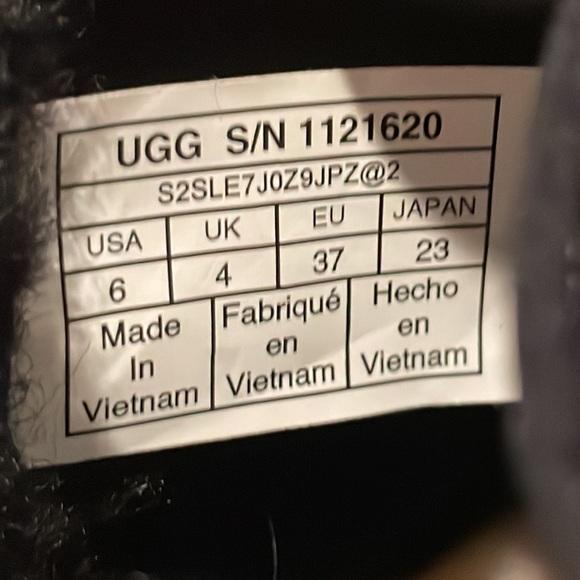 UGG Boots Size 6 Women’s (Like New) - Picture 16 of 16